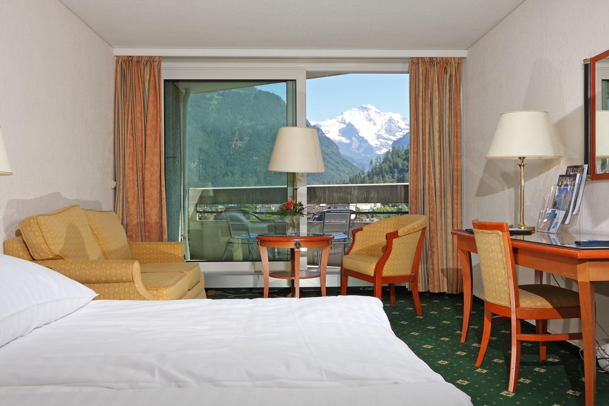 Metropole Hotel 4*