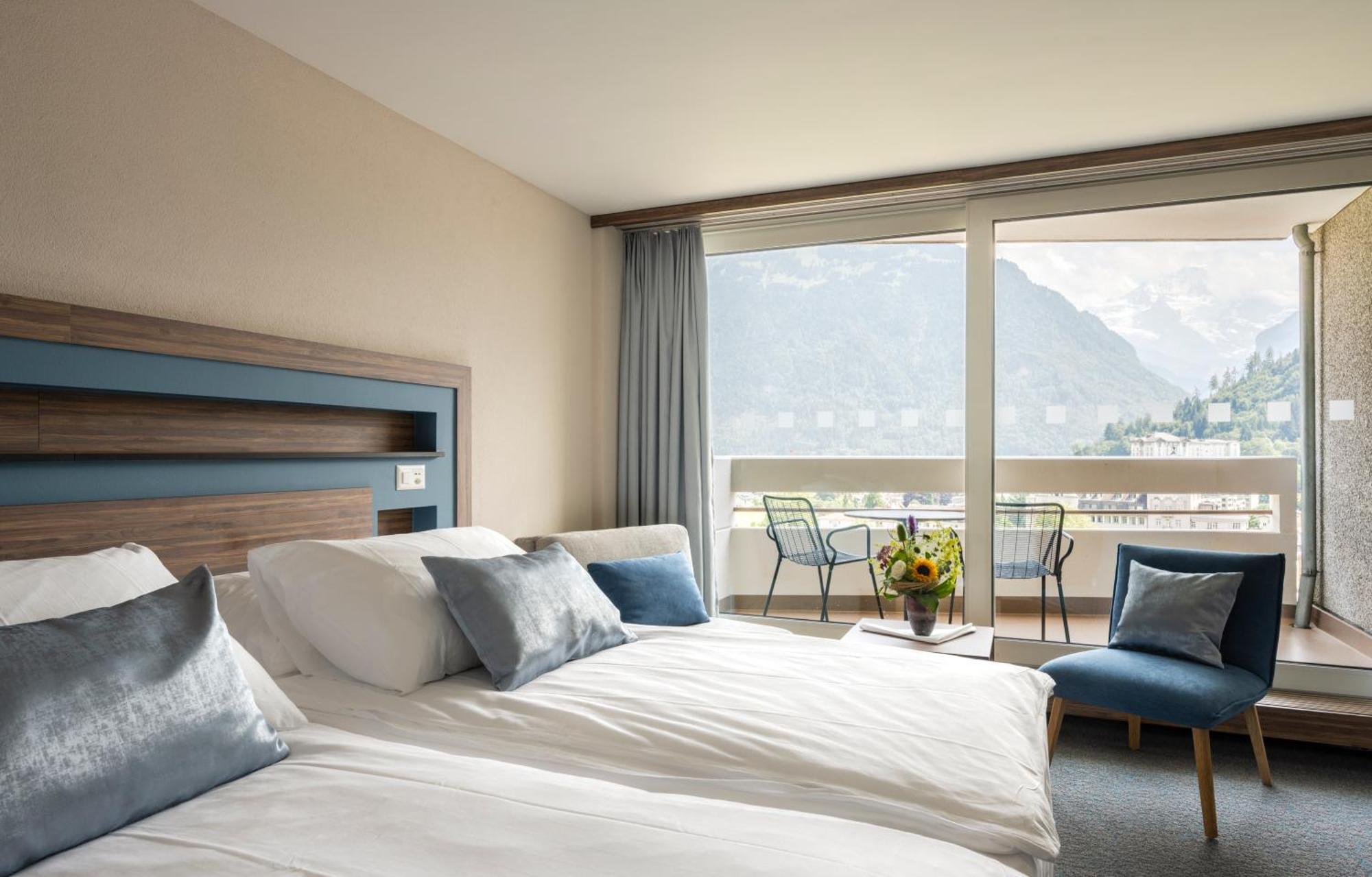 Metropole Hotel 4*